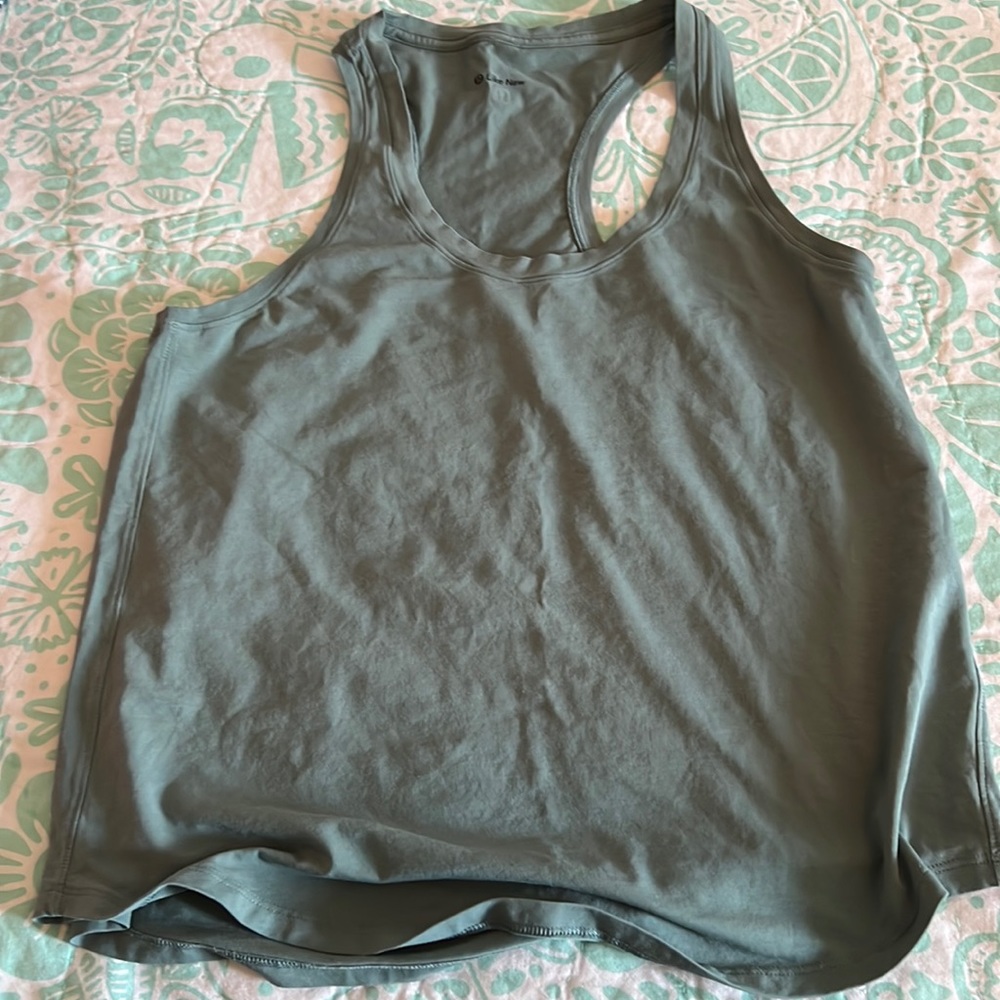 Lululemon tank top